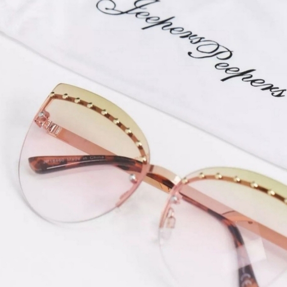 Jeepers Peepers Cat Eye Rhinestone Sunglasses NWT - Picture 5 of 5